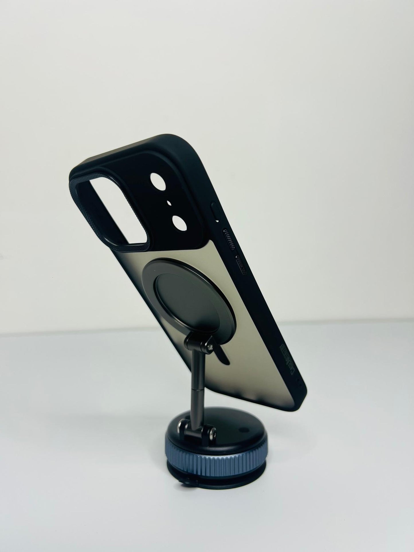 Case Artistry Mag Shield Frosted Case For iPhone 17