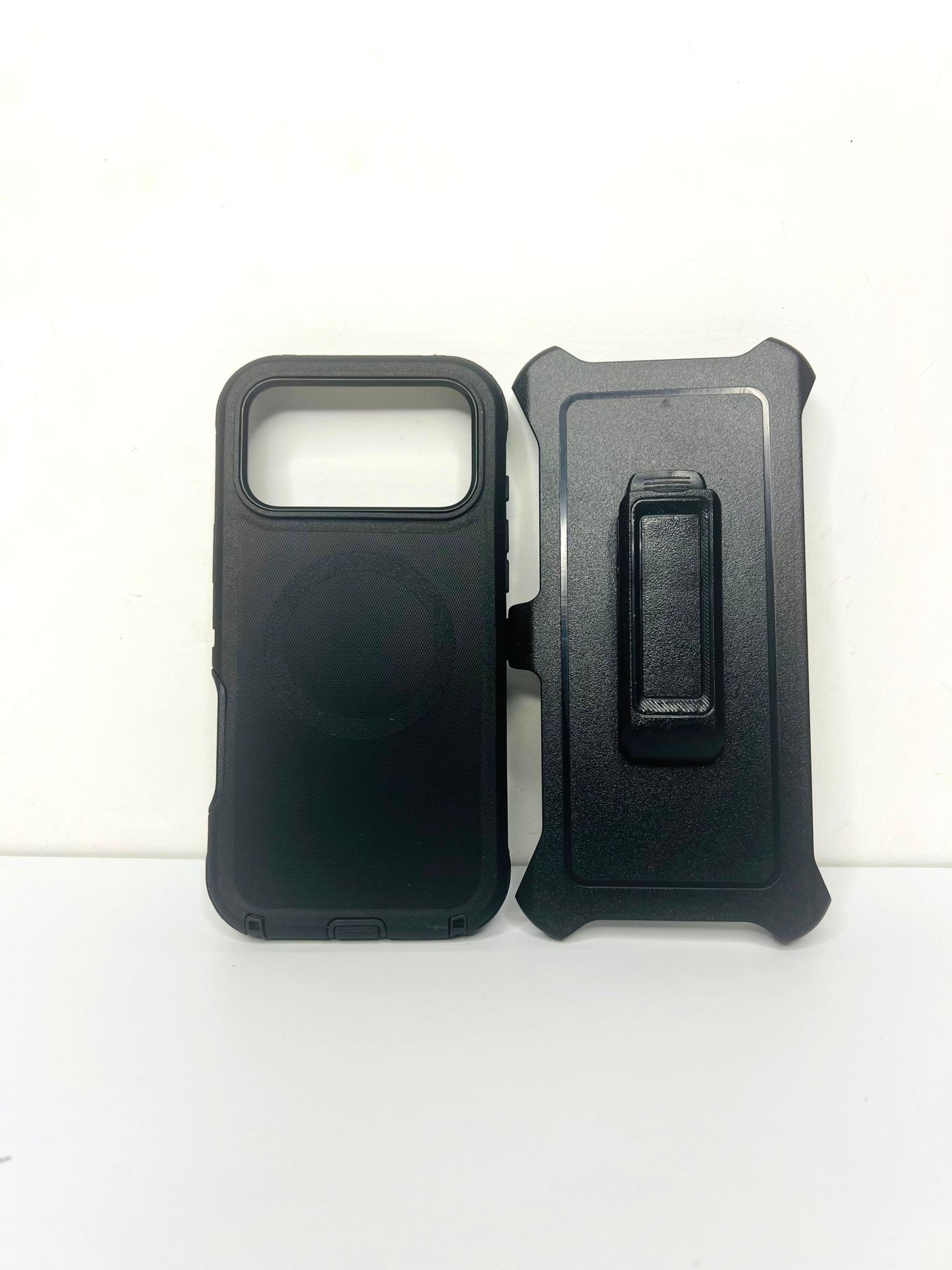 Adventure Magsafe Triple Layer Belt Clip Rugged Case For iPhone 17 Pro